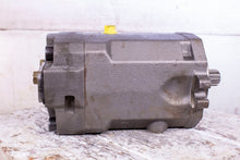 Load image into Gallery viewer, Eaton Linde HMF 105-02 0000 530AW00261A Hydraulic Motor