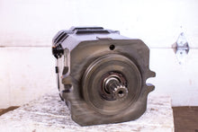 Load image into Gallery viewer, Eaton Linde HMV105-02-0001 531AW00259A hydraulic piston motor