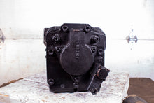 Load image into Gallery viewer, Eaton Linde HMV105-02-0001 531AW00259A hydraulic piston motor