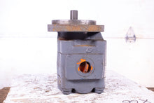 Load image into Gallery viewer, Commercial Intertech 312-9719-006 780623 Hydraulic Gear Pump