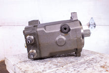 Load image into Gallery viewer, Eaton Linde HMF 75-02 0176129 530AWO0201A Fixed Displacement Hydraulic Motor