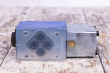 Load image into Gallery viewer, Rexroth R900755395 Directional Valve