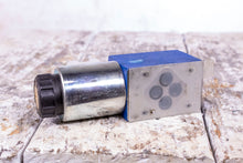 Load image into Gallery viewer, Rexroth R978024421 Directional Control Valve