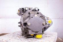 Load image into Gallery viewer, Linde Eaton HPV 55-02R 0000 560AW01602A Variable Hydraulic Pump