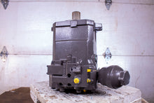 Load image into Gallery viewer, Linde Eaton HPR135-02R 2618 14609472 HYDRAULIC PISTON PUMP