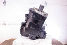 Load image into Gallery viewer, Sauer Danfoss 51MV160 5164342 C5164342 Variable Displacement Motor