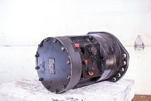 Load image into Gallery viewer, Rexroth 47982018 MCR3A325200S93Z33B2V2Wl12 Hydraulic Motor
