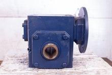 Load image into Gallery viewer, Ironman GR8240565.23 Right Angle Single Reduction Worm Gear Reducer GR-HMQ824-20