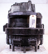 Load image into Gallery viewer, Poclain MS18-P-J27-A18-7221-25D0 404946REB Hydraulic Motor