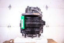 Load image into Gallery viewer, Poclain MS18-P-J27-A18-7221-25D0 404946REB Hydraulic Motor