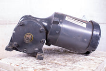 Load image into Gallery viewer, Browning TEFC Motor C05-E434-N Right Angle Gear Motor