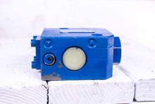 Load image into Gallery viewer, Rexroth R900503632 Hydraulic Pilot Operated Check Valve SV15-GA1-42/12