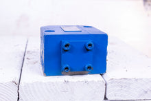 Load image into Gallery viewer, Rexroth R900503632 Hydraulic Pilot Operated Check Valve SV15-GA1-42/12