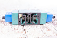 Load image into Gallery viewer, Numatics 554BB600MT00061 Solenoid Air Control Valve