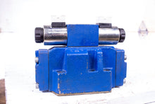 Load image into Gallery viewer, Rexroth R000972458 R900548271 Hydraulic Valve