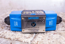 Load image into Gallery viewer, Vickers 879159 DG4S4 016C B 60 Solenoid Valve