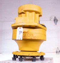 Load image into Gallery viewer, Poclain MSE18-1-G27-F19-1220-5EJM Hydraulic Piston Motor