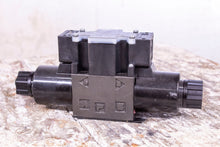 Load image into Gallery viewer, Nachi SS-G01-C4-R-C115-E31 8YO M3256 Solenoid Valve