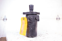 Load image into Gallery viewer, International 101786215 Hydraulic Motor BMG 244-2SK-0603