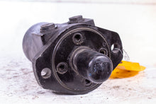 Load image into Gallery viewer, International 101786215 Hydraulic Motor BMG 244-2SK-0603