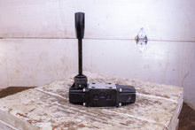 Load image into Gallery viewer, Atos DH-0111/1 50  Directional Control On/Off Operated Valve
