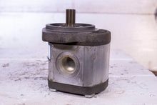 Load image into Gallery viewer, Hydradyne Gear Motor 191788528 GHM2A-R-13-S1-E2