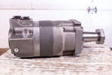 Load image into Gallery viewer, Eaton Char-Lynn 109-1112-006 Hydraulic Motor