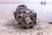 Load image into Gallery viewer, Eaton Char-Lynn 109-1105-006 Hydraulic Motor