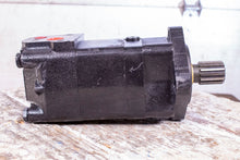 Load image into Gallery viewer, Fluidyne WF 104-3585 Motor 315CC 4-Bolt SAE A 14T Splined