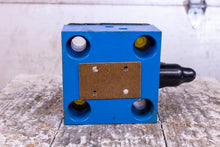 Load image into Gallery viewer, Eaton Vickers CVCS 40 C3 W 250 20 Cartridge Valve
