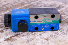 Load image into Gallery viewer, Vickers 02-109632 DG4V-3S-2A-M-U-B5-60 Directional Control Valve