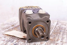 Load image into Gallery viewer, Roller Stator 120206 Hydraulic Motor Spline Shaft