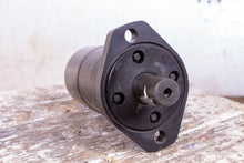 Load image into Gallery viewer, Eaton Char-Lynn 101-1040-009 Hydraulic Motor