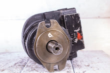 Load image into Gallery viewer, Daikin 116A-3R2-2-20-367 27-62-267 Hydraulic Motor