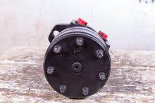 Load image into Gallery viewer, Eaton Char-Lynn 103-2030-012 Hydraulic Motor