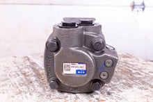 Load image into Gallery viewer, Eaton Char-Lynn 109-1120-006 Hydraulic Motor