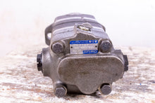 Load image into Gallery viewer, Eaton Char-Lynn 104-1068-006 Hydraulic Motor