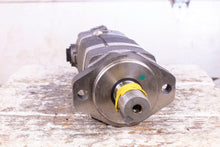 Load image into Gallery viewer, Eaton Char-Lynn 104-1068-006 Hydraulic Motor