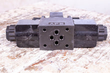 Load image into Gallery viewer, Daikin KSO-602-4CA-30-EN 36 3015 Hydraulic Solenoid Valve