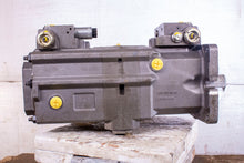 Load image into Gallery viewer, Eaton Linde HMV135D-02 OV 0000 531AW00134A Hydraulic Double Motor