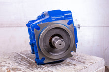 Load image into Gallery viewer, Vickers PVH98CRF1S10C2531 Compensated Piston Pump