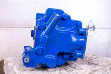 Load image into Gallery viewer, Vickers PVH98CRF1S10C2531 Compensated Piston Pump