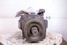 Load image into Gallery viewer, Vickers PVH74C-RF-1S-10-C25-31 Piston Pump