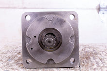 Load image into Gallery viewer, Char-Lynn 111-1038-004 Hydraulic Motor