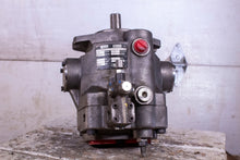 Load image into Gallery viewer, Parker PVP3336R2M21 Hydraulic Piston Pump 1000psi 33cc/rev