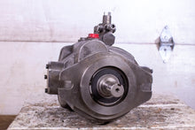 Load image into Gallery viewer, Parker PVP3336R2M21 Hydraulic Piston Pump 1000psi 33cc/rev