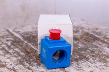 Load image into Gallery viewer, Vickers 02-101726 Coil for Solenoid Valve