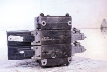 Load image into Gallery viewer, SUNSOURCE CVA-15866 155L31600218A880568 157B4292 Hydraulic Valve