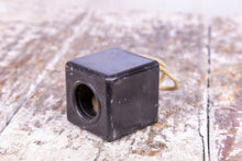Load image into Gallery viewer, Vickers B 02-111652 Coil