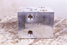 Load image into Gallery viewer, Daman 0319 AD05P013S/C Valve Manifold
